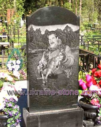 Портрет на пам'ятнику